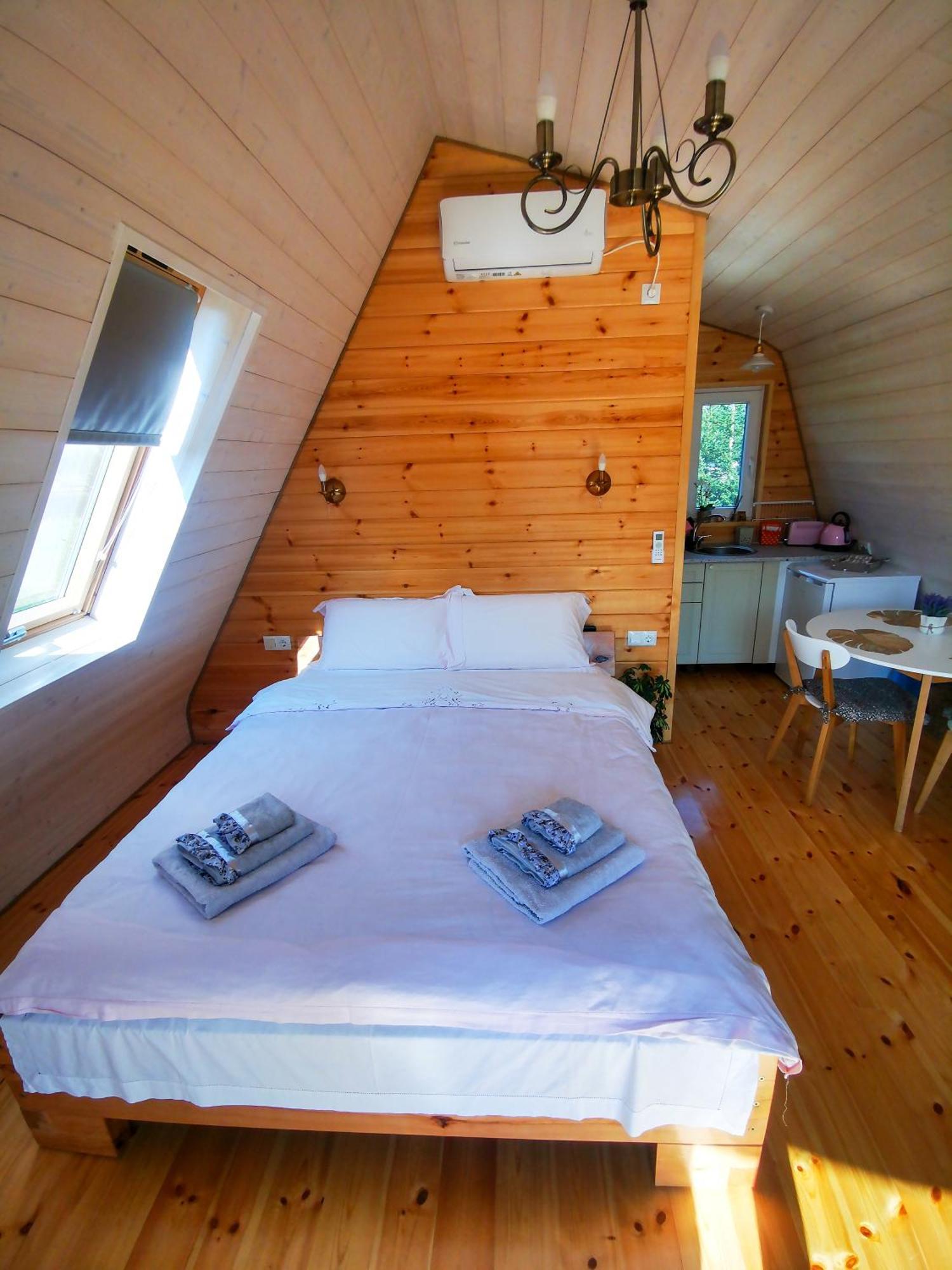 Linistea Muntilor Chalet Porumbacu de Sus Esterno foto