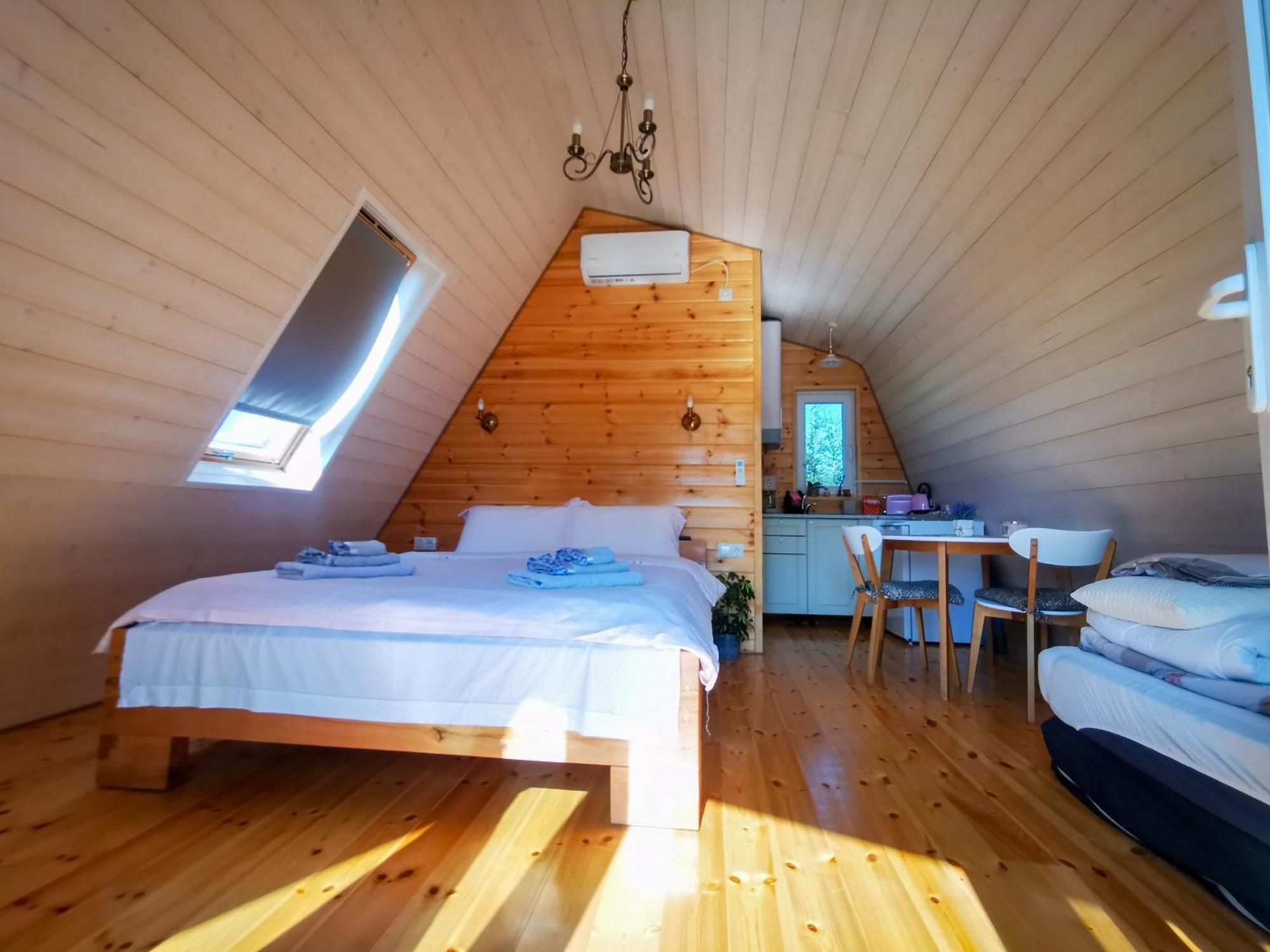 Linistea Muntilor Chalet Porumbacu de Sus Esterno foto